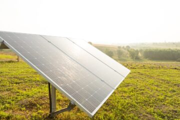 Impianto fotovoltaico a terra: tutte le autorizzazioni necessarie